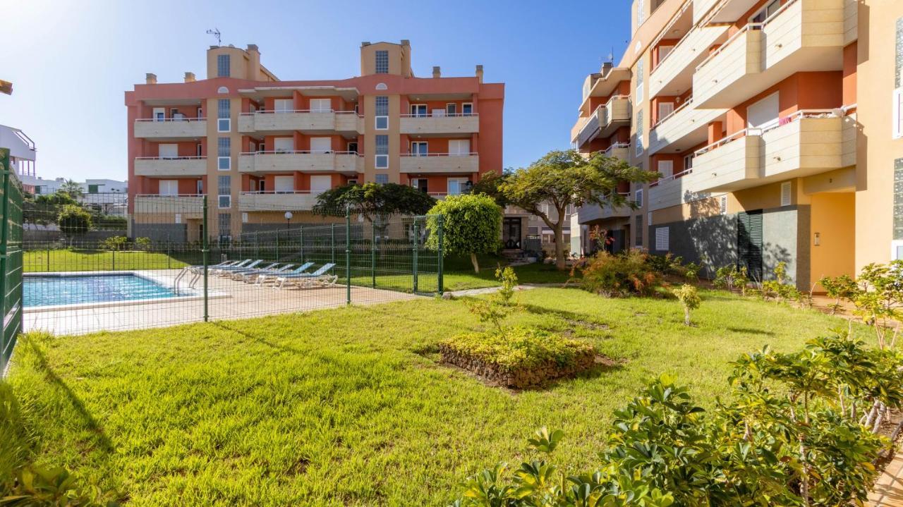 Comodo Y Tranquilo Alojamiento En El Complejo El Navegante Apartment Arona  Exterior photo